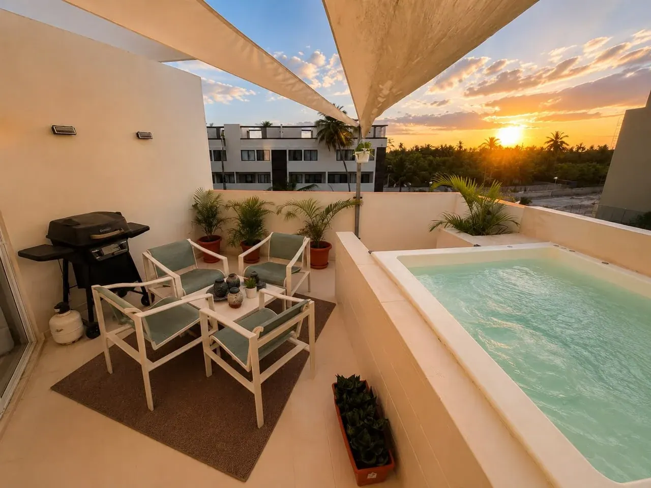 Terraza y jacuzzi de Arena